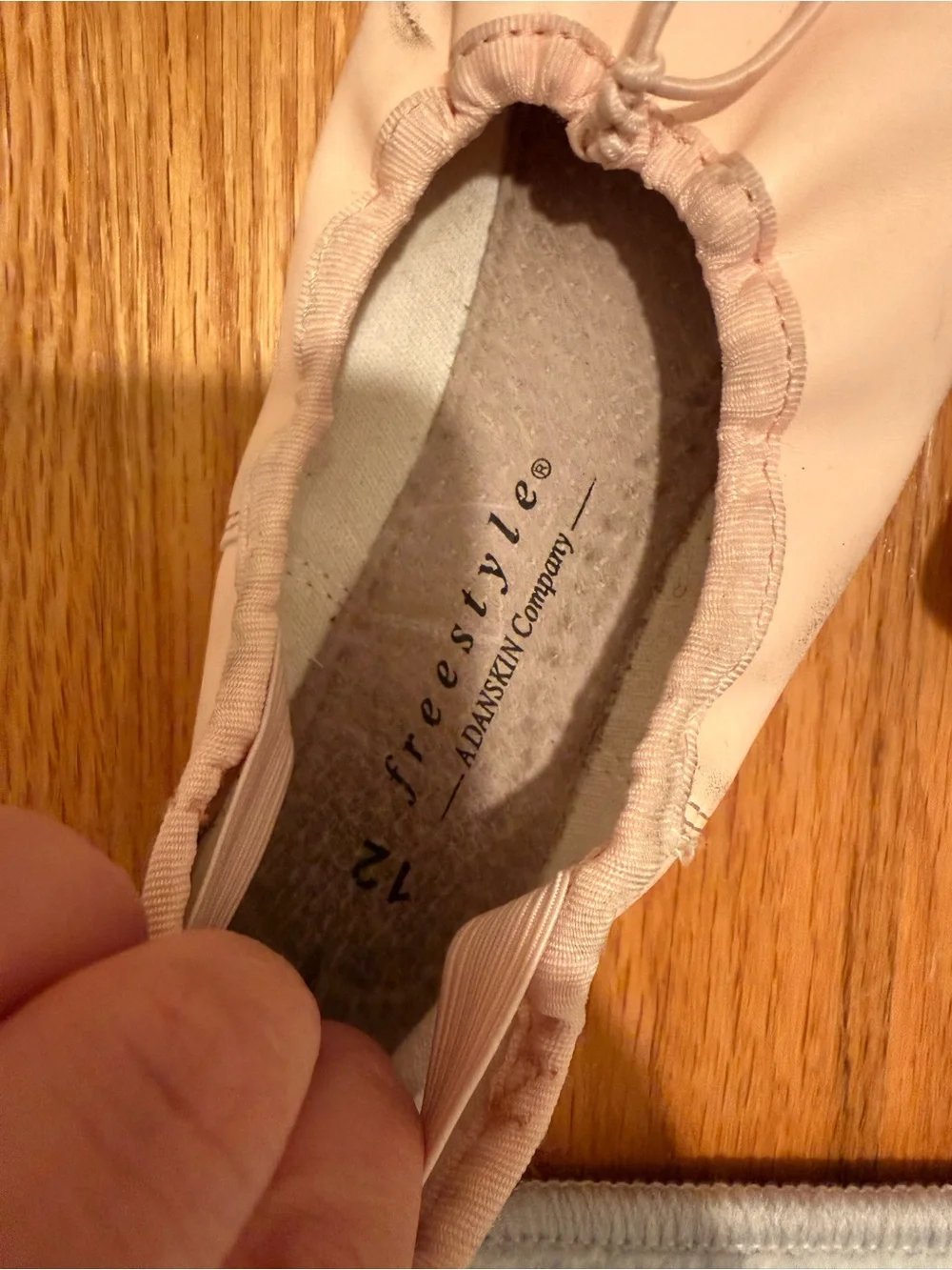 Girls Ballet Shoes - Light Pink Slip-On Ballet Shoes Sz 12